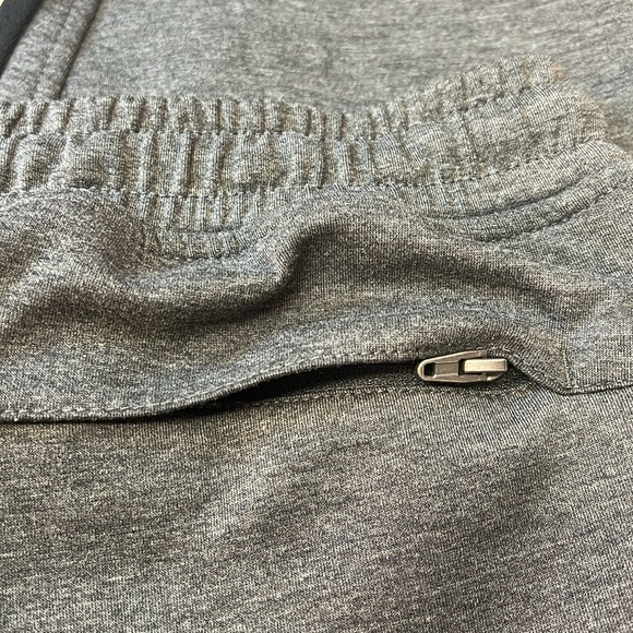 Kenneth Cole Mens XL Dark Gray Jogger. NWOT. Front pockets and 1 back. - Picture 6 of 9